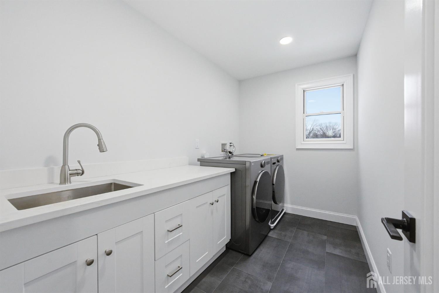 931 Englishtown Road Old Bridge, NJ 08857 - Photo 29 of 44