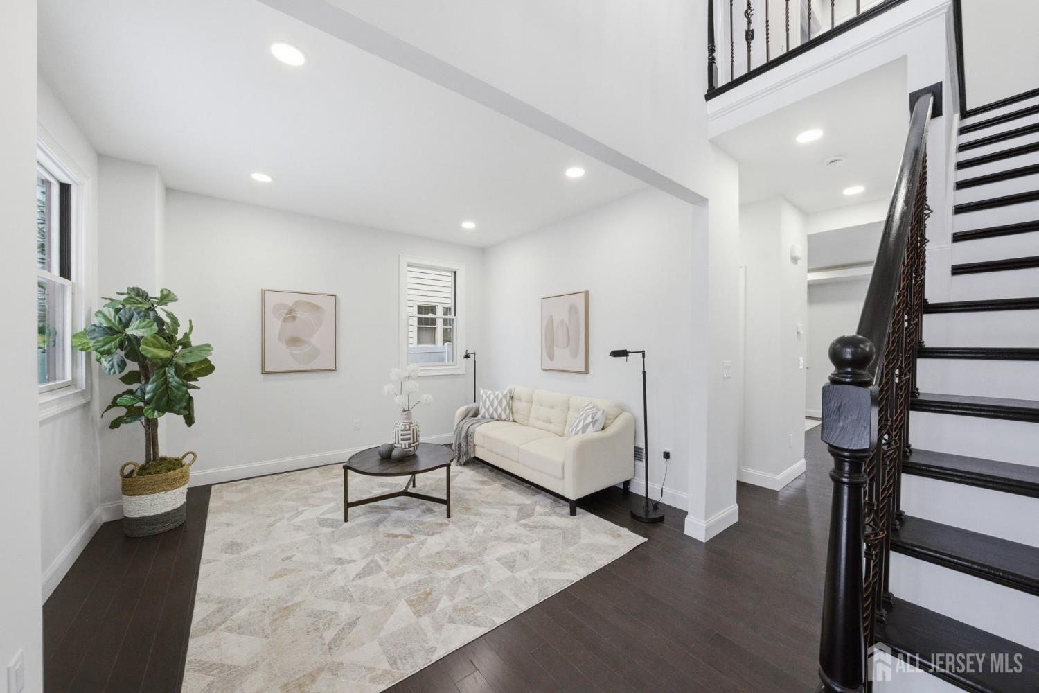 931 Englishtown Road Old Bridge, NJ 08857 - Photo 4 of 44