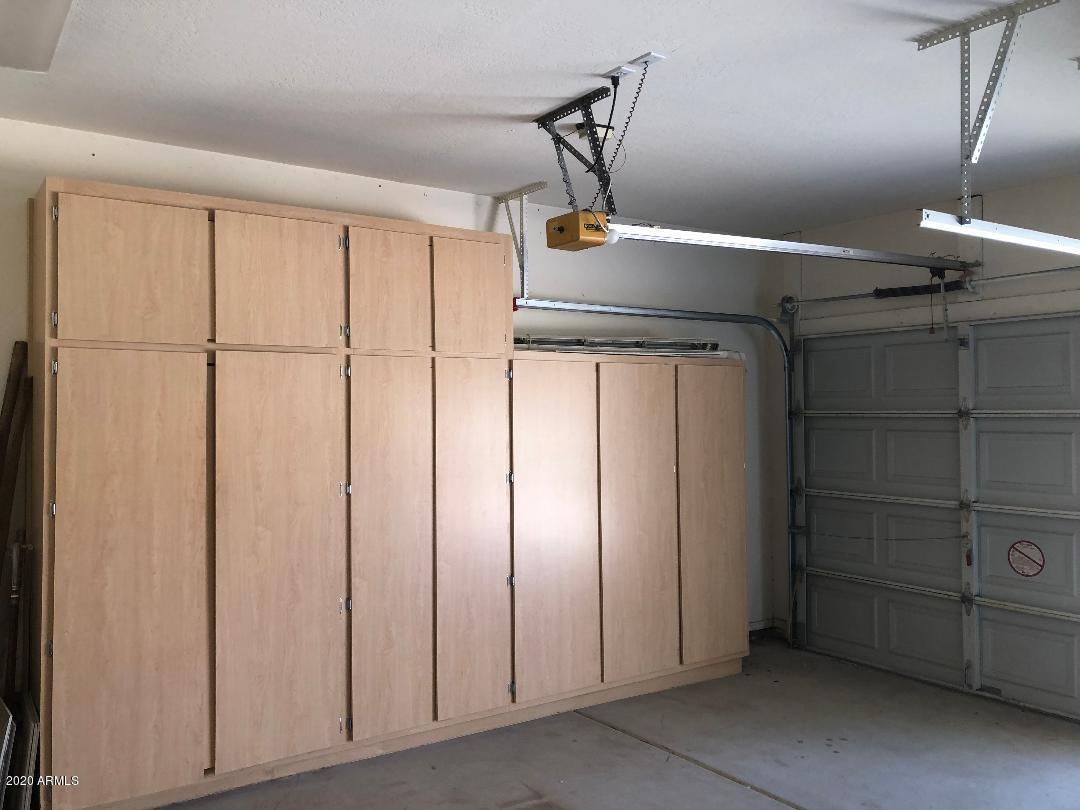 4715 East Hearn Road Phoenix, AZ 85032 - Photo 26 of 34 Garage Cabs