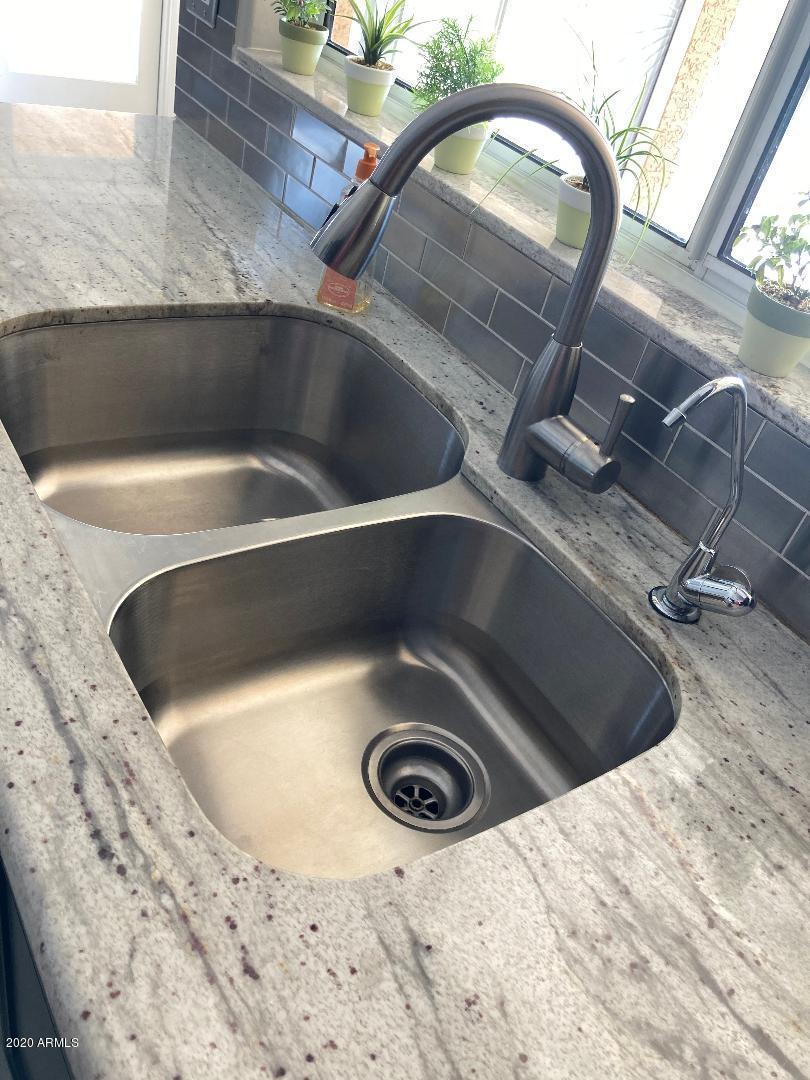 4715 East Hearn Road Phoenix, AZ 85032 - Photo 34 of 34 Sink