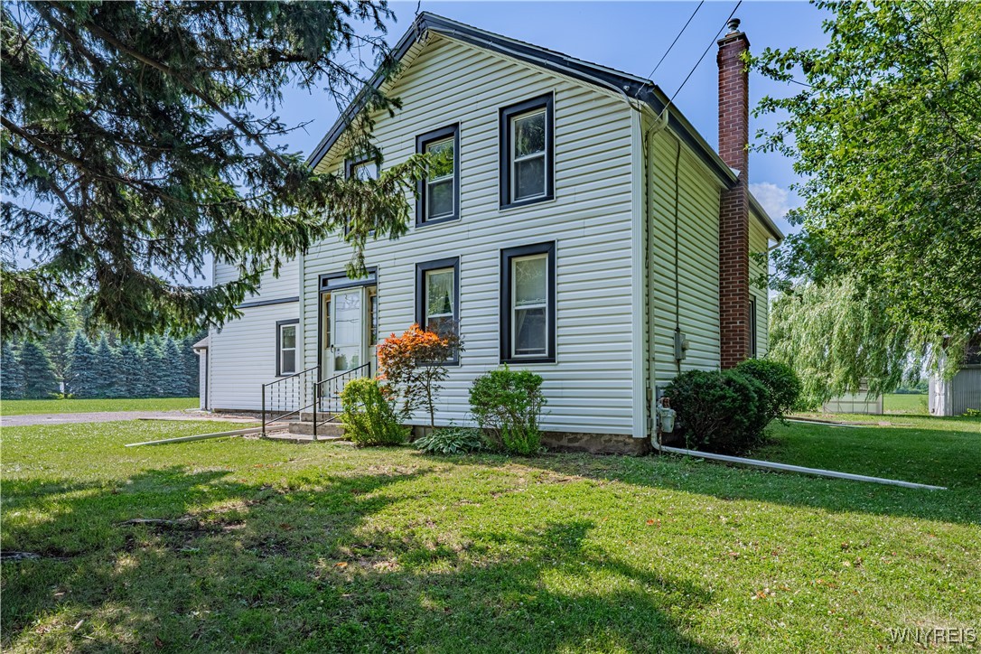 4700 Lockport Road Pendleton, NY 14094 - Photo 4 of 38