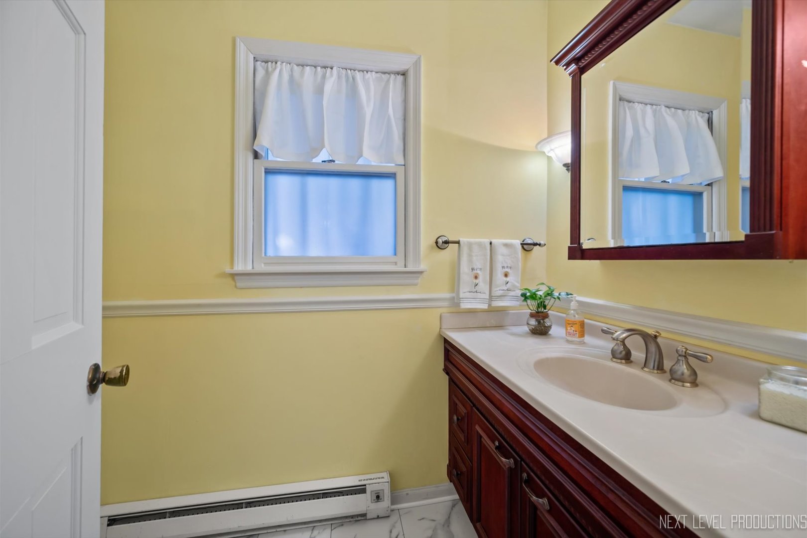 38W283 Deerpath Road Batavia, IL 60510 - Photo 13 of 39