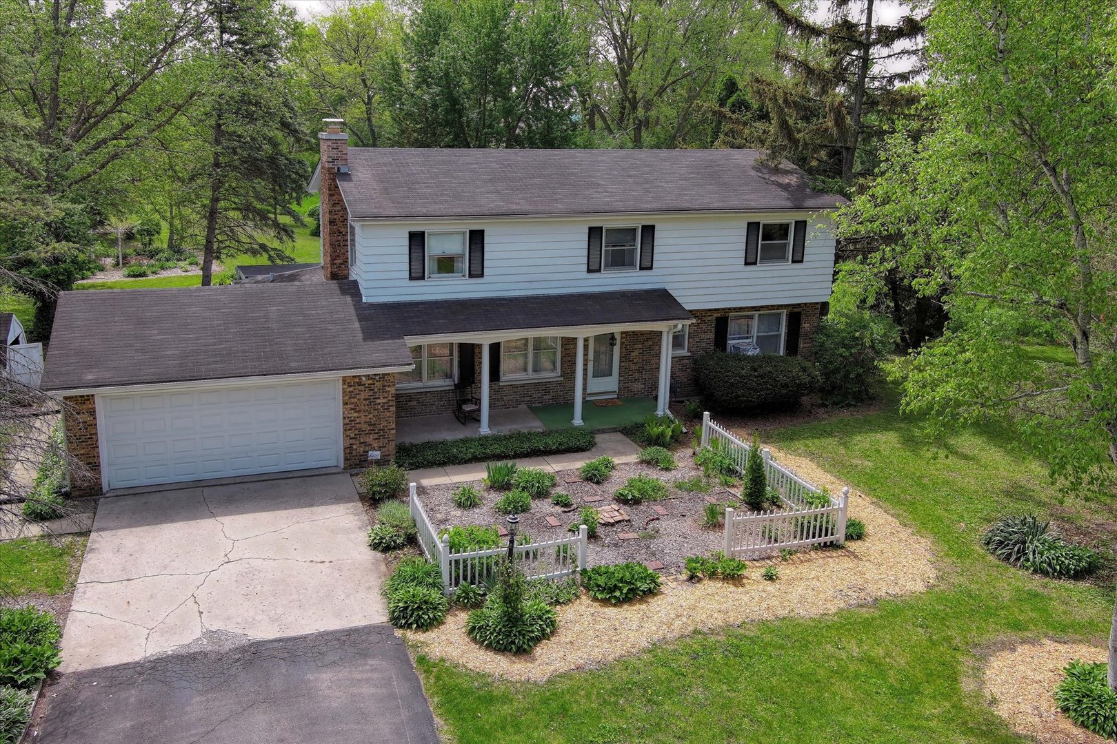 38W283 Deerpath Road Batavia, IL 60510 - Photo 2 of 39