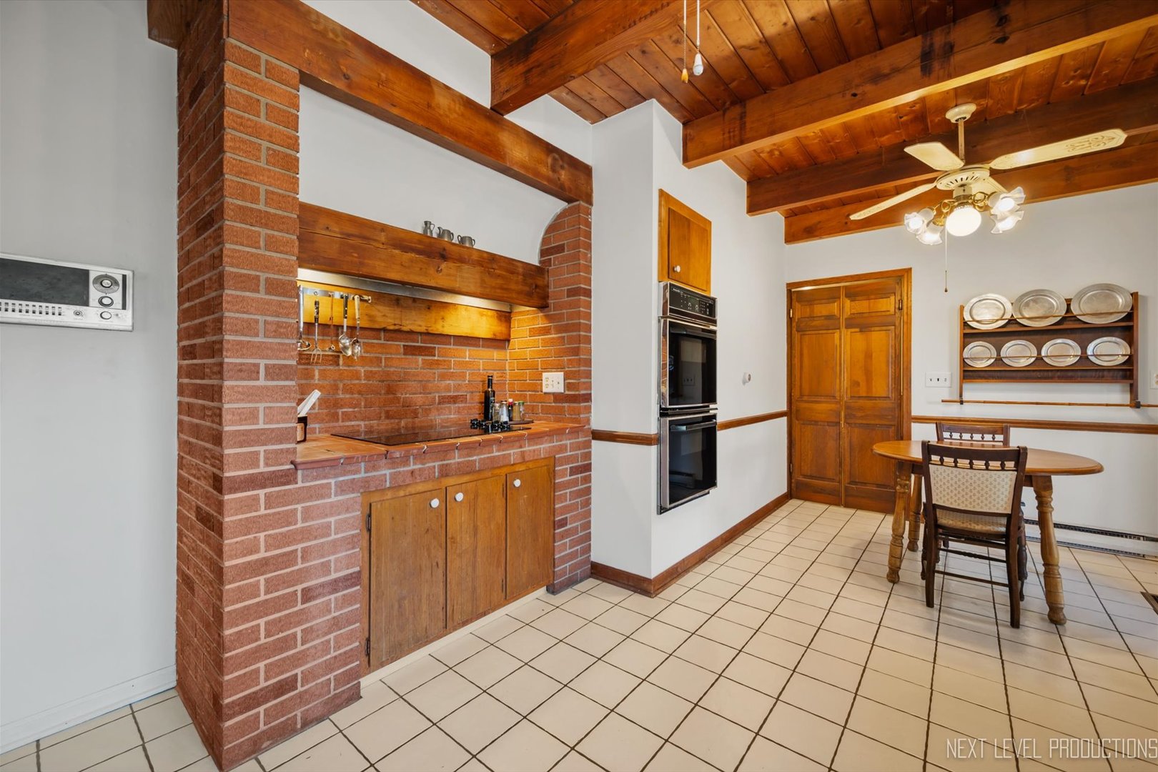 38W283 Deerpath Road Batavia, IL 60510 - Photo 10 of 39