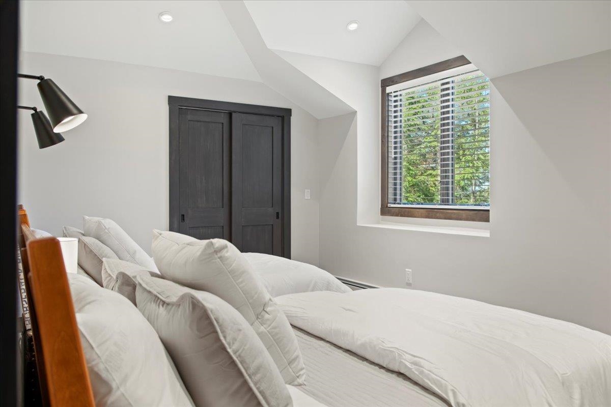 14 Old Ridge Road Winhall, VT 05340 - Photo 23 of 40