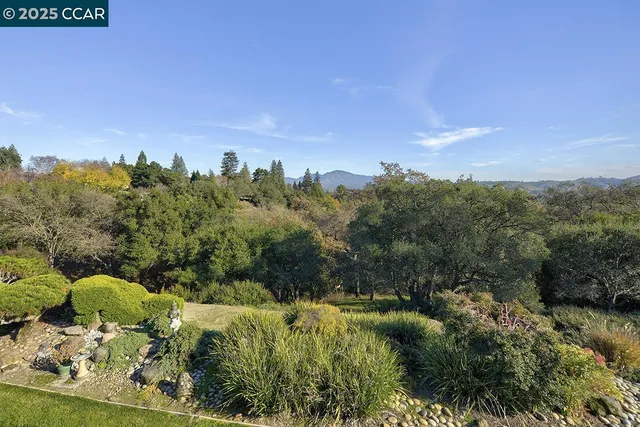 $749,000 | 1429 Skycrest Drive, Unit 5, Walnut Creek, CA 94595
