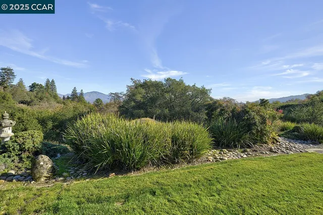 $749,000 | 1429 Skycrest Drive, Unit 5, Walnut Creek, CA 94595