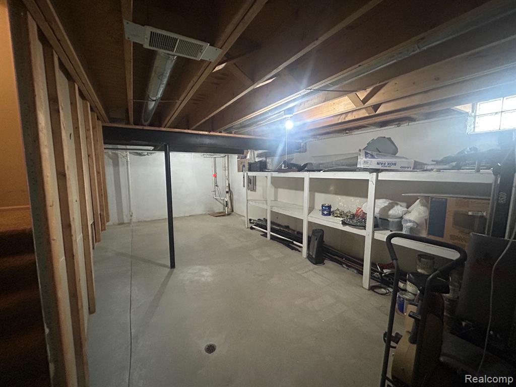 855 Chelsea Road Canton, MI 48187 - Photo 40 of 53