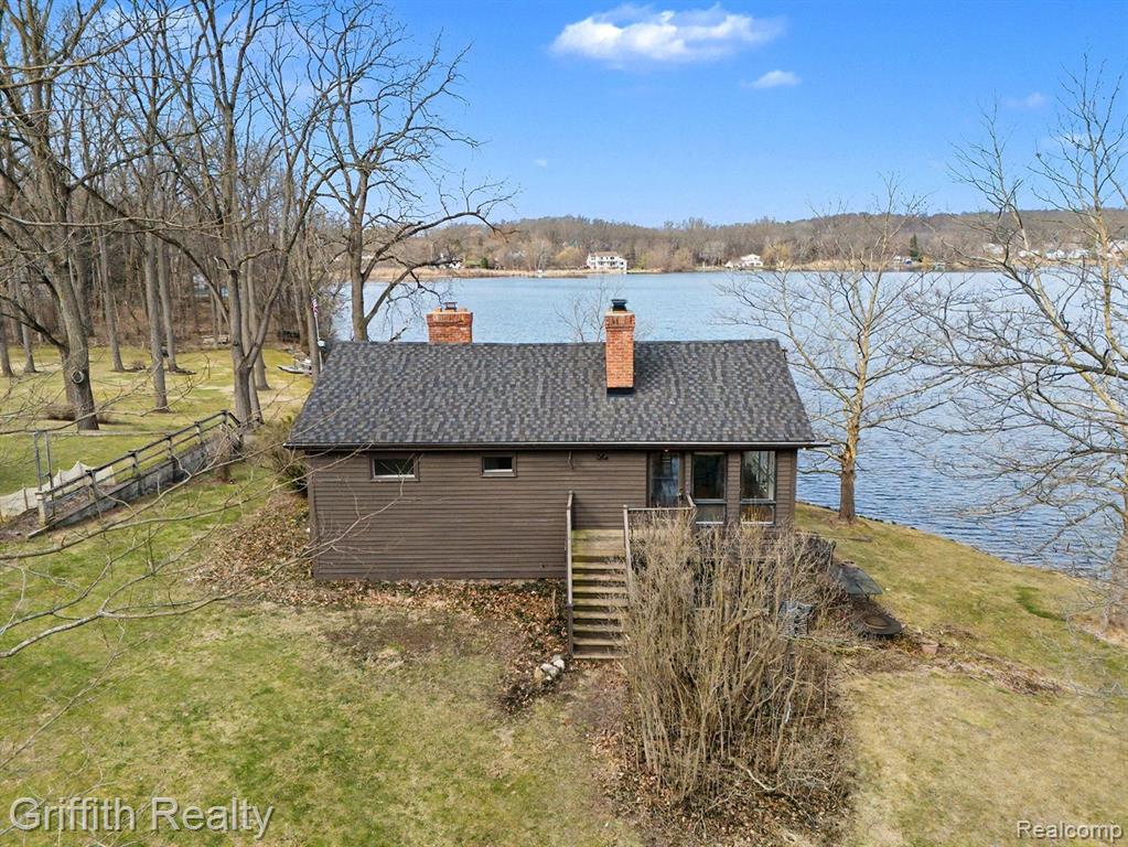 11616 Hall Road Whitmore Lake, MI 48189 - Photo 24 of 27 Gallery Image 24