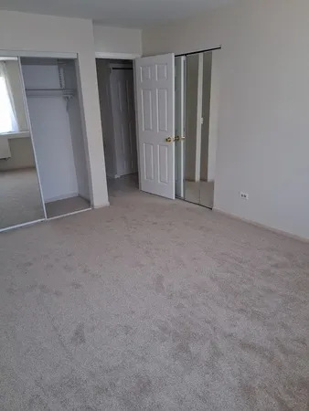 $190,000 | 266 12th Street, Unit 3B, Wheeling, IL 60090