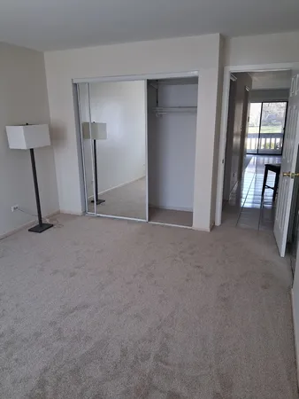 $189,000 | 266 12th Street, Unit 3B, Wheeling, IL 60090