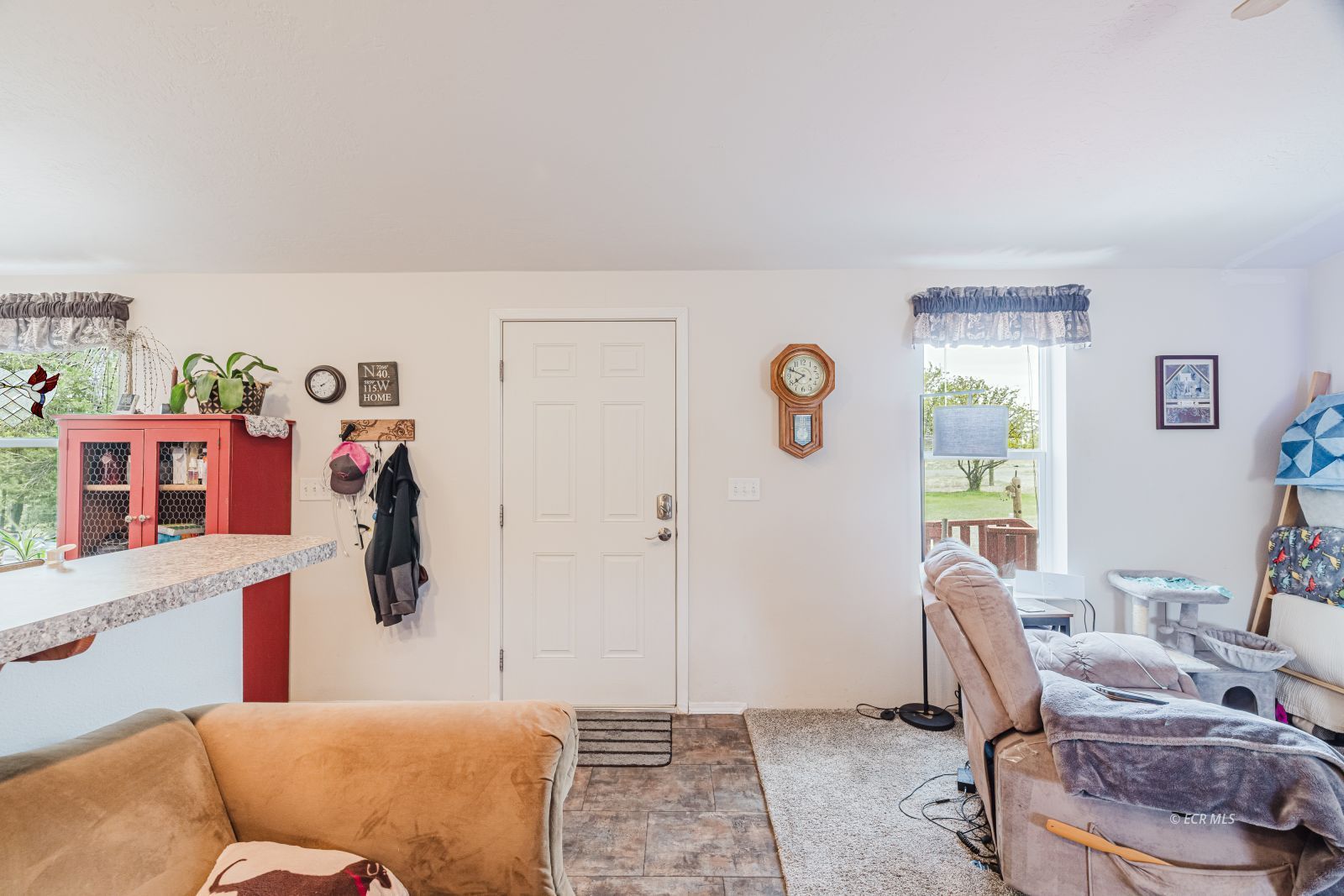 333 Marble Drive Spring Creek, NV 89815 - Photo 3 of 28
