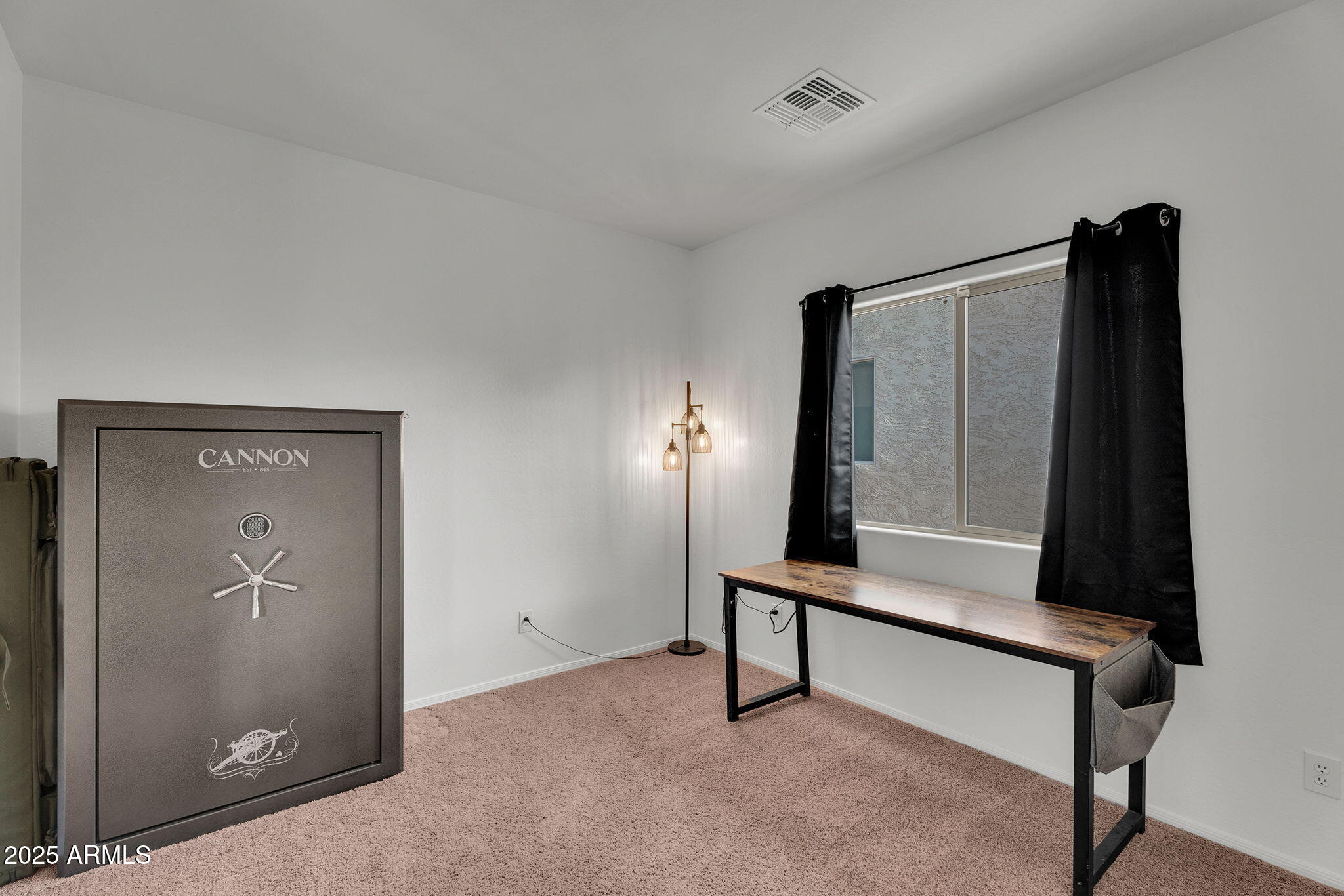 6579 West Georgetown Way Florence, AZ 85132 - Photo 24 of 60 a living room with furniture