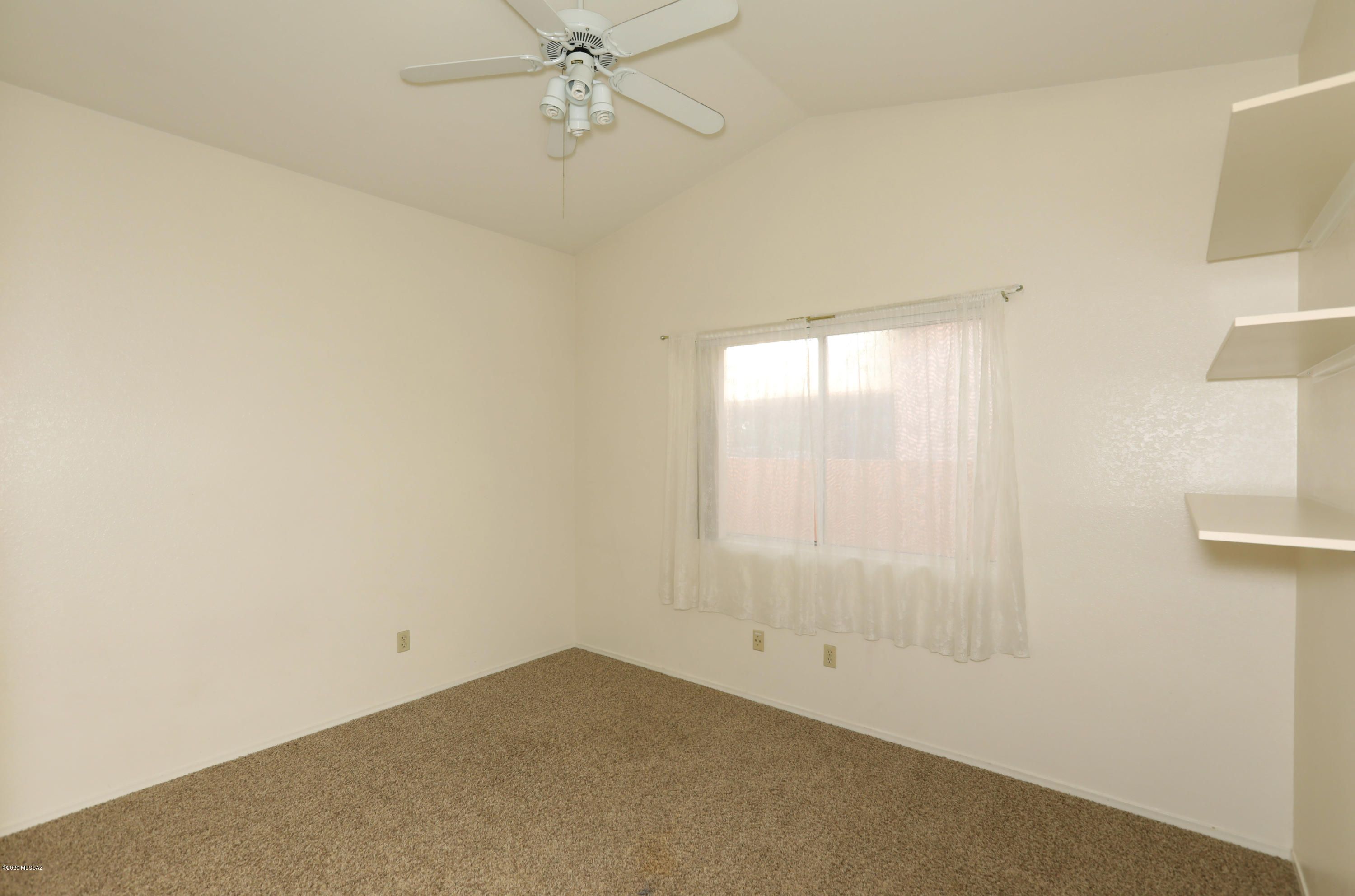 3581 West Thundercloud Loop Tucson, AZ 85742 - Photo 22 of 32