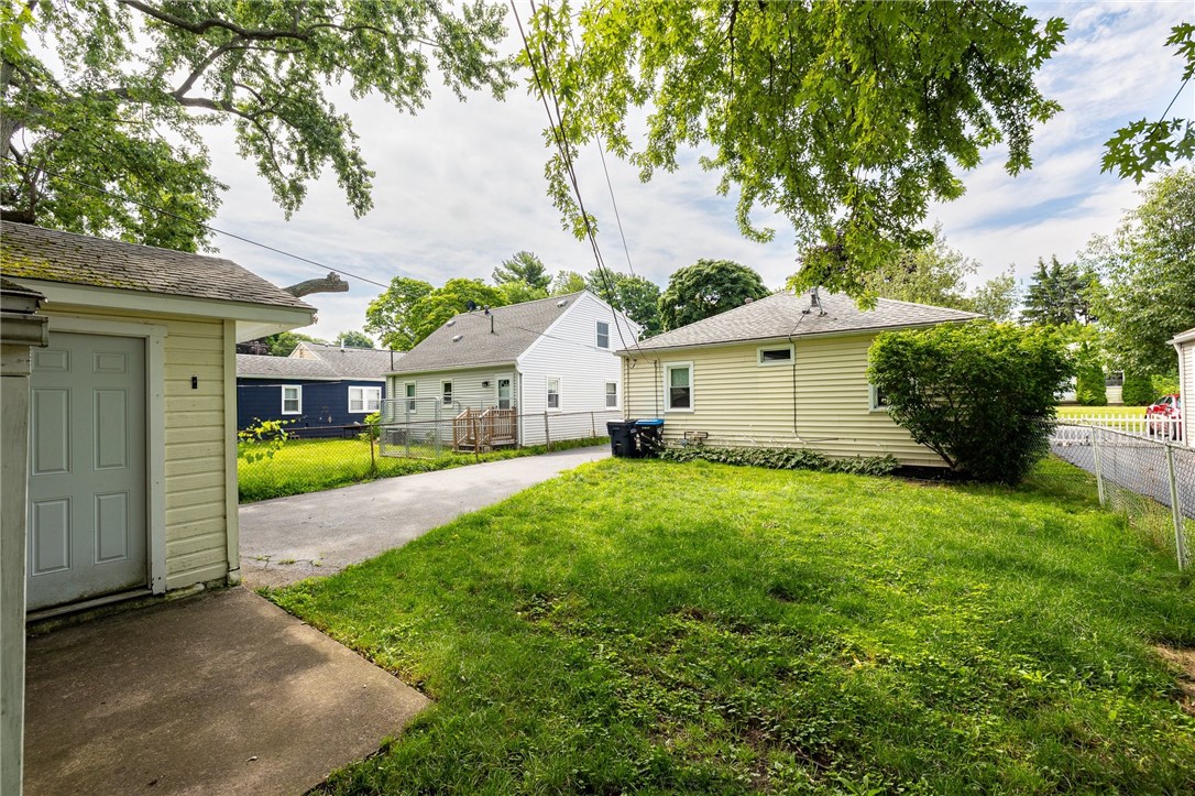 374 Brayton Road Greece, NY 14616 - Photo 17 of 18