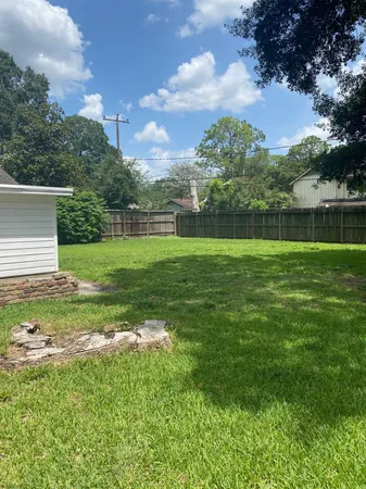 $2,100 | 7143 Triola Lane, Houston, TX 77074