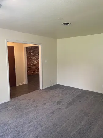 $2,100 | 7143 Triola Lane, Houston, TX 77074