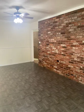 $2,100 | 7143 Triola Lane, Houston, TX 77074