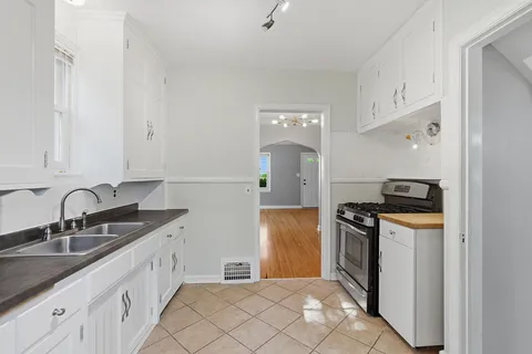 $325,000 | 5501 Wentworth Avenue, Minneapolis, MN 55419