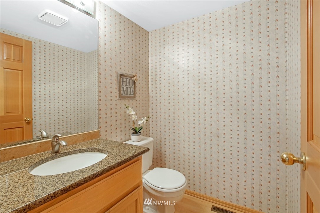 13823 Southeast 188th Street Renton, WA 98058 - Photo 17 of 25