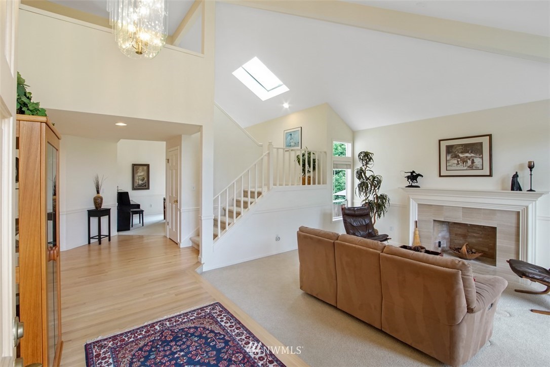 13823 Southeast 188th Street Renton, WA 98058 - Photo 4 of 25