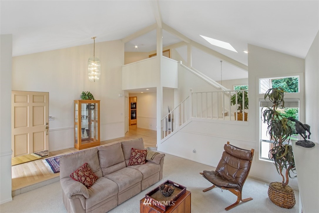 13823 Southeast 188th Street Renton, WA 98058 - Photo 5 of 25