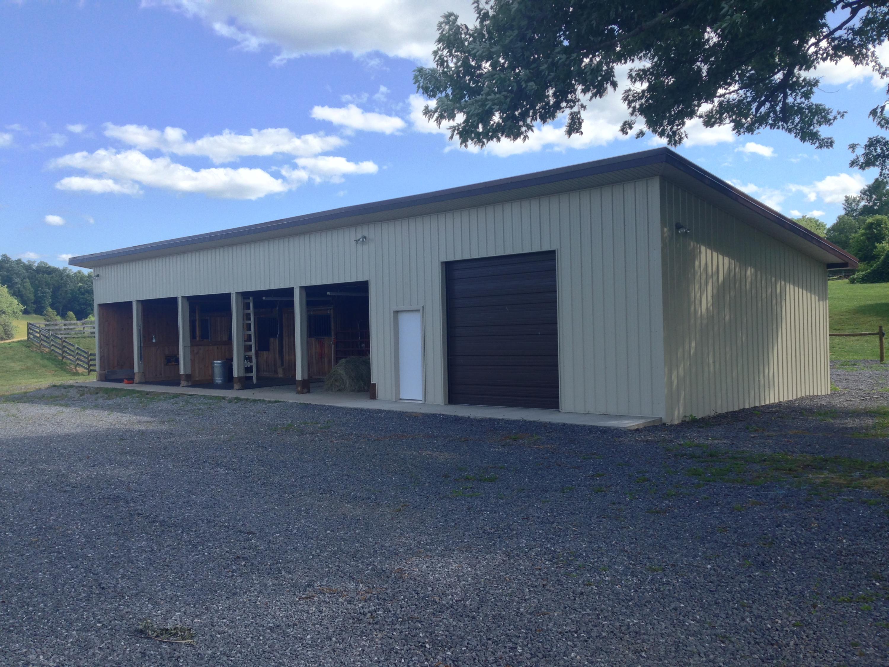 8108 Roanoke Road Fincastle, VA 24090 - Photo 12 of 14 IMG_6634