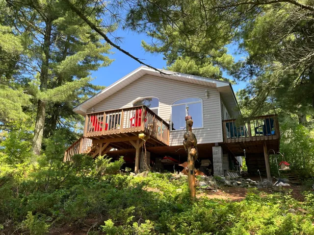 $419,000 | 2370 Keyes Island, International Falls, MN 56649