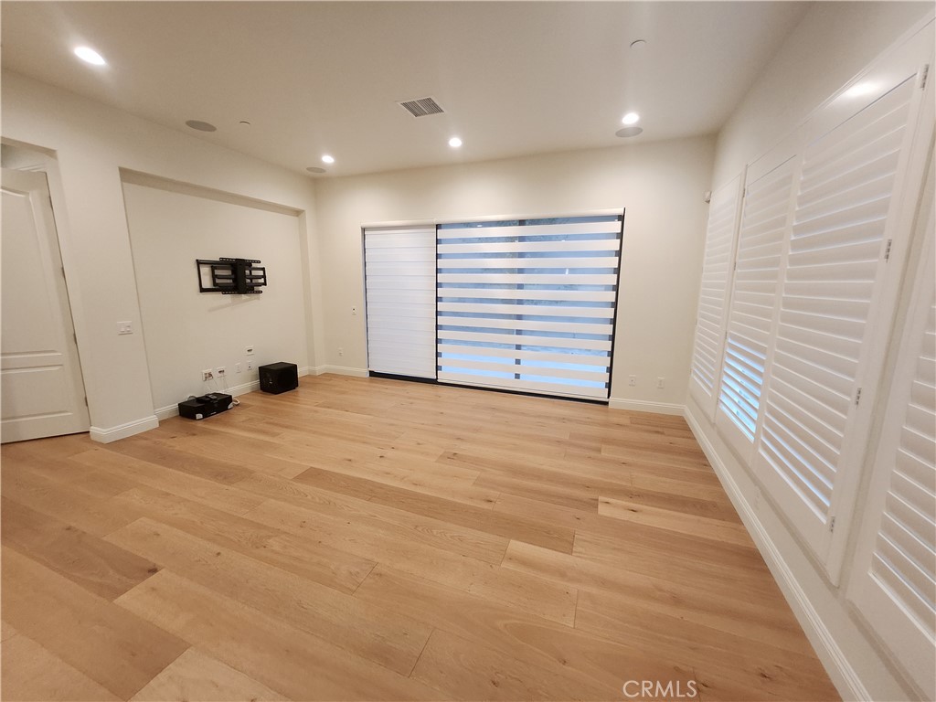 20717 Pine Cone Circle Porter Ranch, CA 91326 - Photo 6 of 31