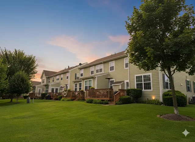 $419,900 | 1210 Falcon Ridge Drive, Elgin, IL 60124