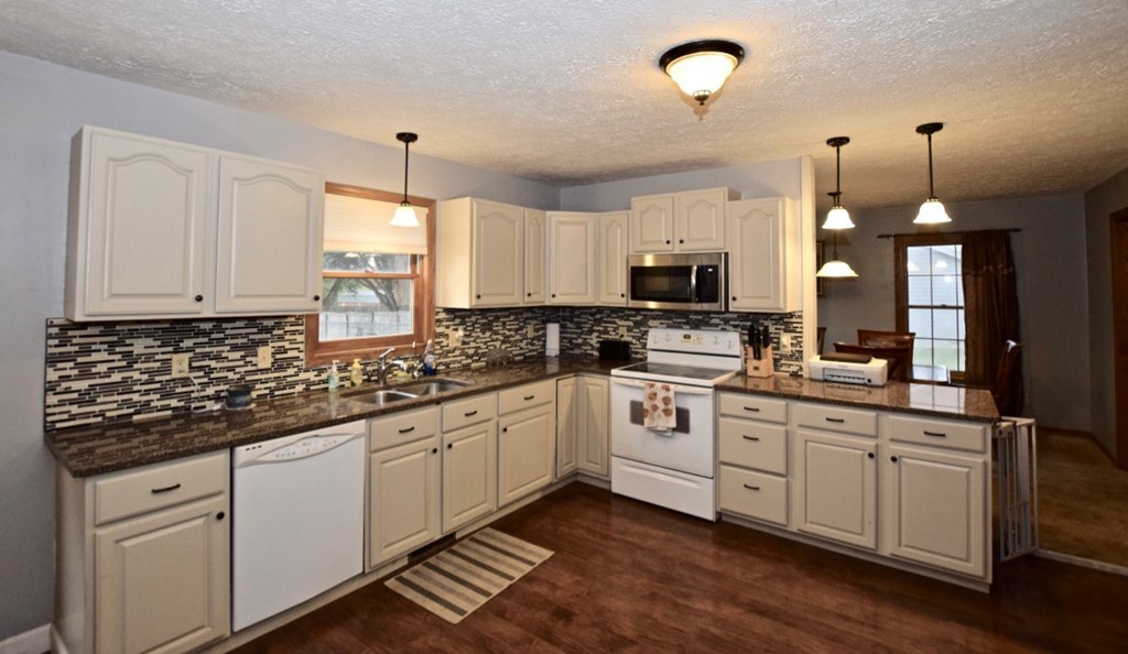 2731 Smeltzer Road Marion, OH 43302 - Photo 2 of 7 Gallery Image 2