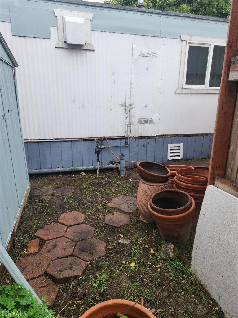 32802 Valle Road, Unit 135 San Juan Capistrano, CA 92675 - Photo 23 of 26 a bathroom with a toilet