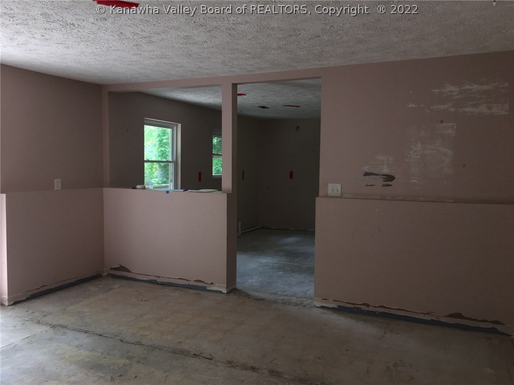 3001 Vorpe Road St. Albans, WV 25177 - Photo 11 of 22 Gallery Image 11