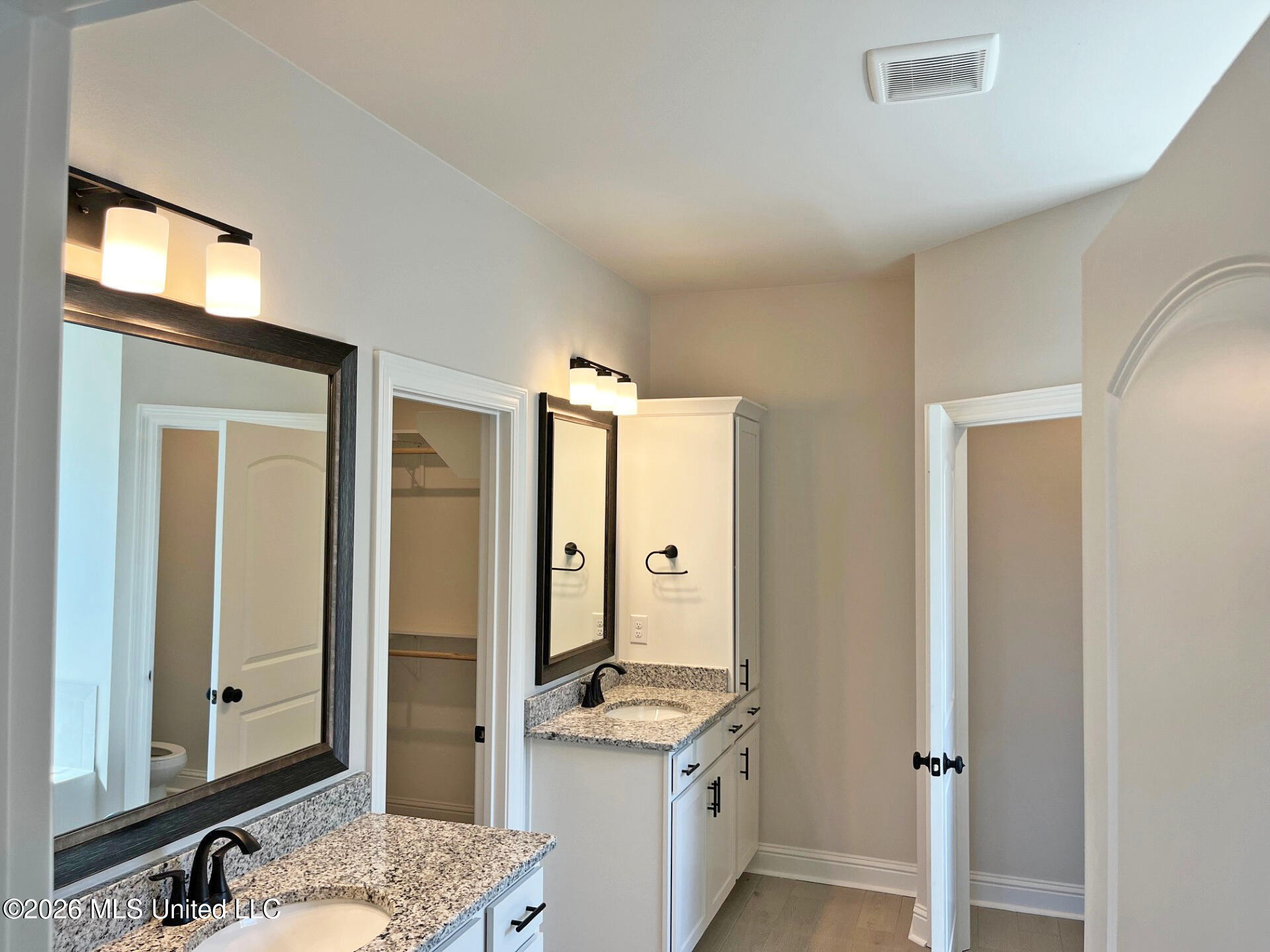 12110 Walker Road Ocean Springs, MS 39564 - Photo 13 of 24 85108e73-d0e6-47f3-8dc6-fd39a4a6d41c