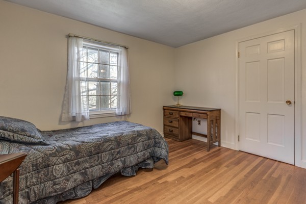125 Johnson Road Winchester, MA 01890 - Photo 13 of 18