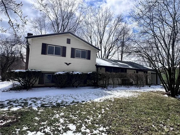 $195,000 | 287 Wildbriar Road, Henrietta, NY 14623