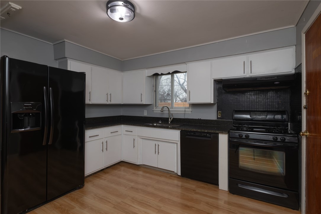 287 Wildbriar Road Henrietta, NY 14623 - Photo 8 of 32