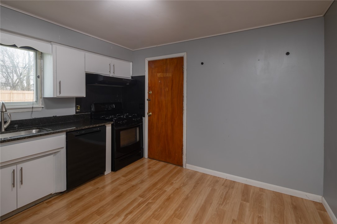 287 Wildbriar Road Henrietta, NY 14623 - Photo 10 of 32