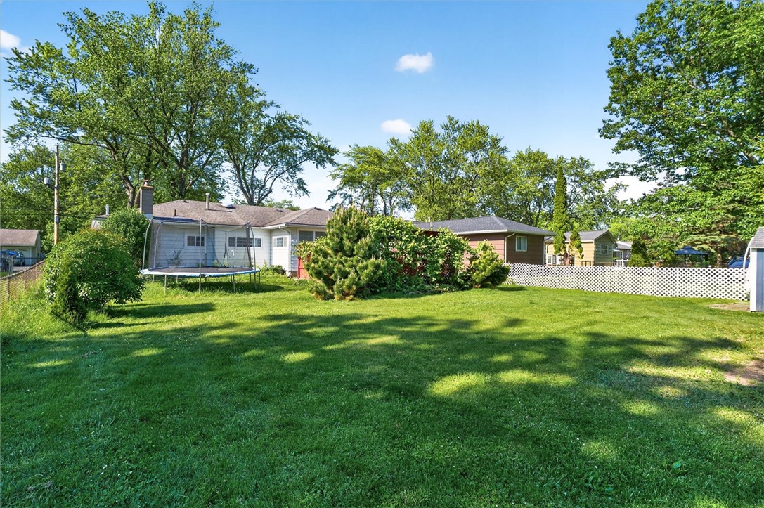 213 Ransford Avenue Irondequoit, NY 14622 - Photo 6 of 40