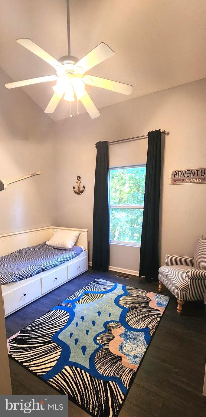 1112 Lee Road Basye, VA 22810 - Photo 37 of 102 Great bedrooms