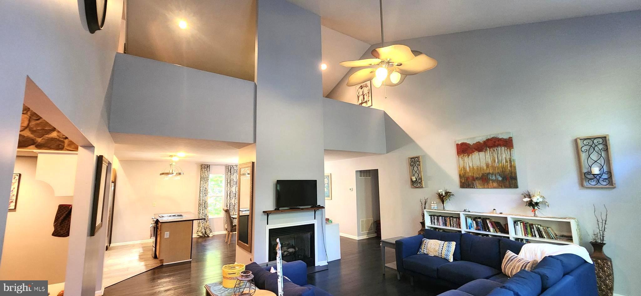 1112 Lee Road Basye, VA 22810 - Photo 5 of 102 Great Open Space