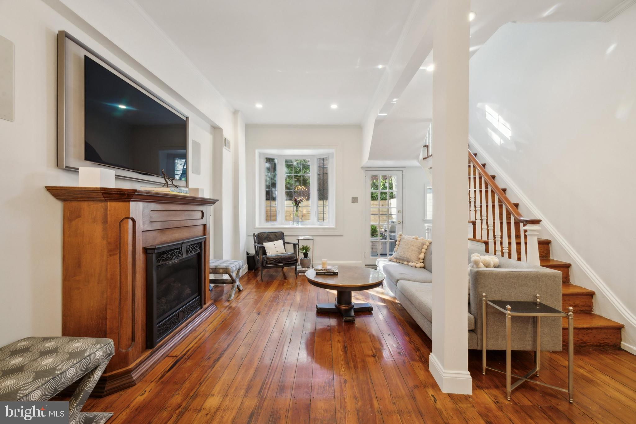 1712 Addison Street Philadelphia, PA 19146 - Photo 2 of 22 Gallery Image 2