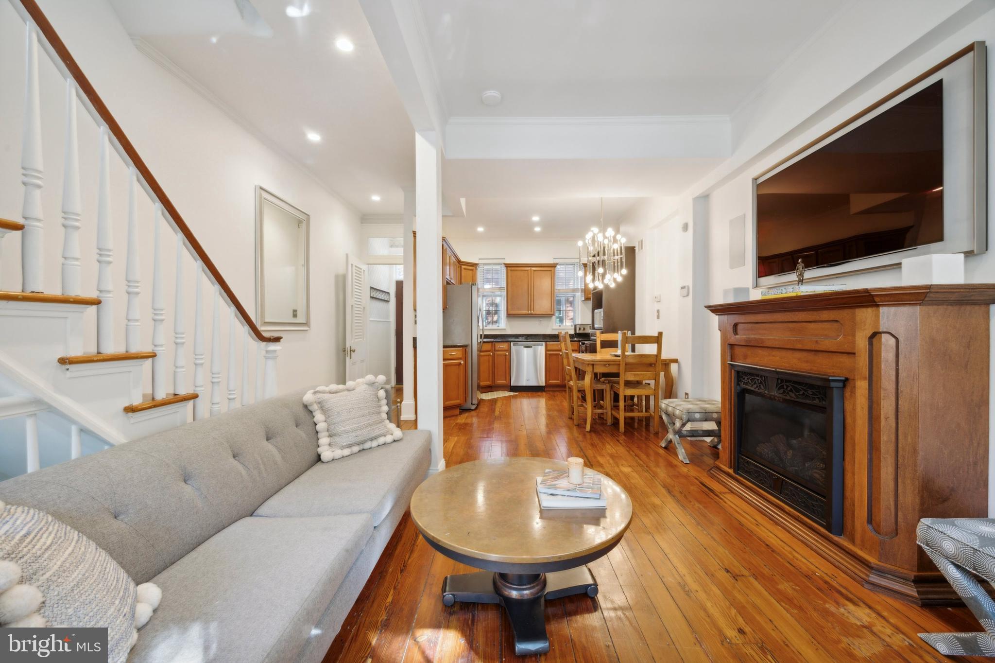 1712 Addison Street Philadelphia, PA 19146 - Photo 3 of 22 Gallery Image 3