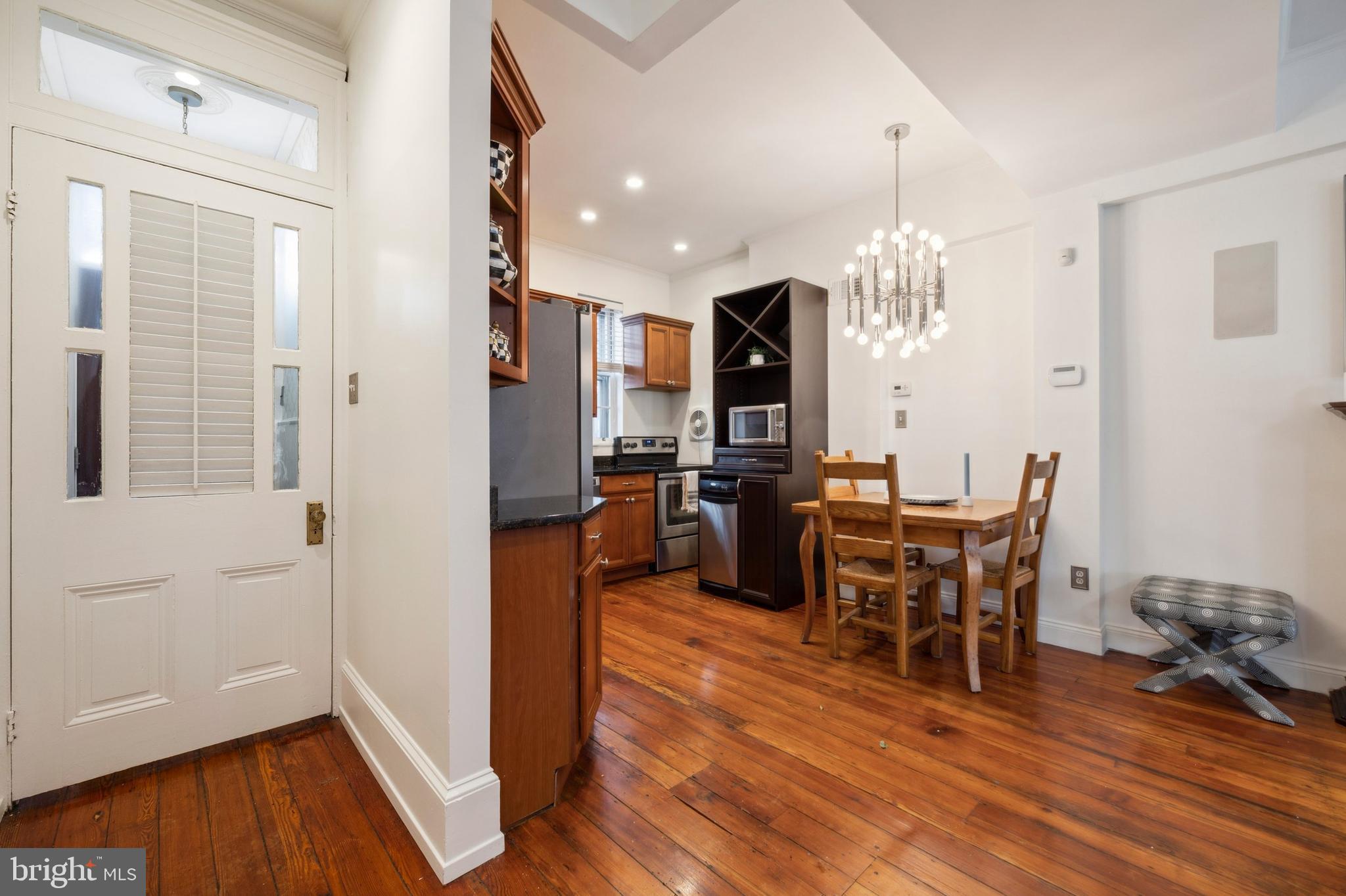 1712 Addison Street Philadelphia, PA 19146 - Photo 5 of 22 Gallery Image 5
