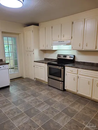 $1,995 | 6960 Klondike Road, Pensacola, FL 32526