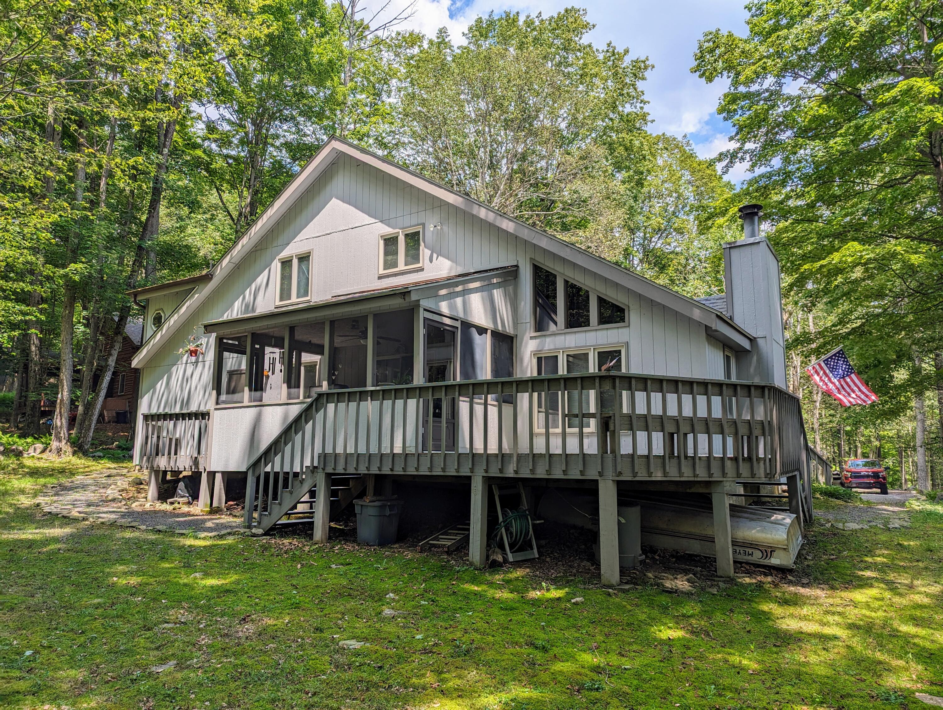 9 Sheffick Road Gouldsboro, PA 18424 - Photo 3 of 40 REAR ELEVATION