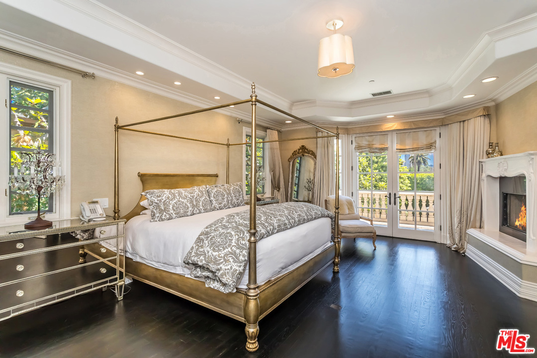 808 North Alpine Drive Beverly Hills, CA 90210 - Photo 12 of 28