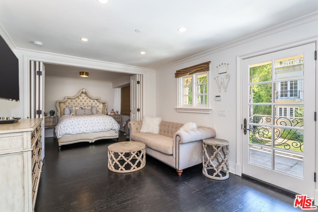 808 North Alpine Drive Beverly Hills, CA 90210 - Photo 23 of 28