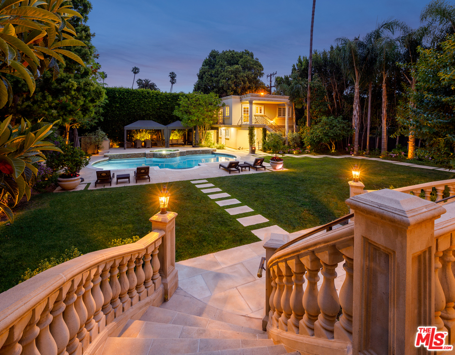 808 North Alpine Drive Beverly Hills, CA 90210 - Photo 24 of 28