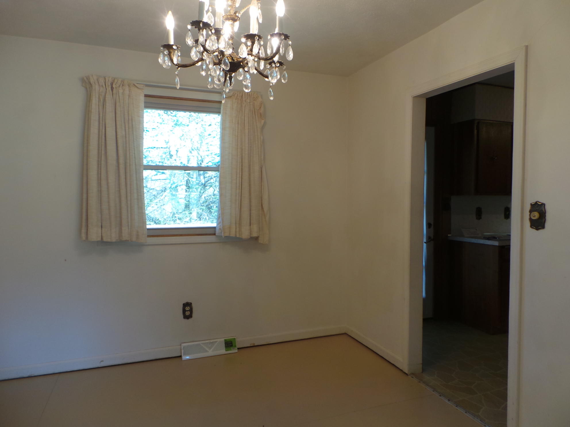 303 Hidden Valley Road Kingsport, TN 37663 - Photo 64 of 100 20200221_140933